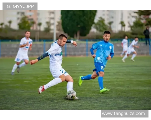 五人足球比赛精彩瞬间回顾与战术分析助力球队提升竞技水平